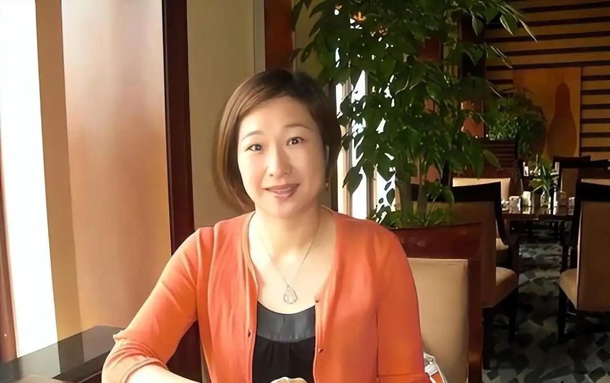 陈静乒乓球运动员 退役人生经历 广州华南师范大学 教授_乒乓球陈静的前夫是谁