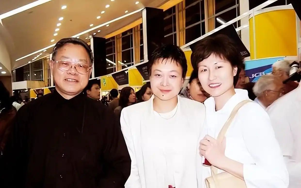 乒乓球陈静的前夫是谁_陈静乒乓球运动员 退役人生经历 广州华南师范大学 教授