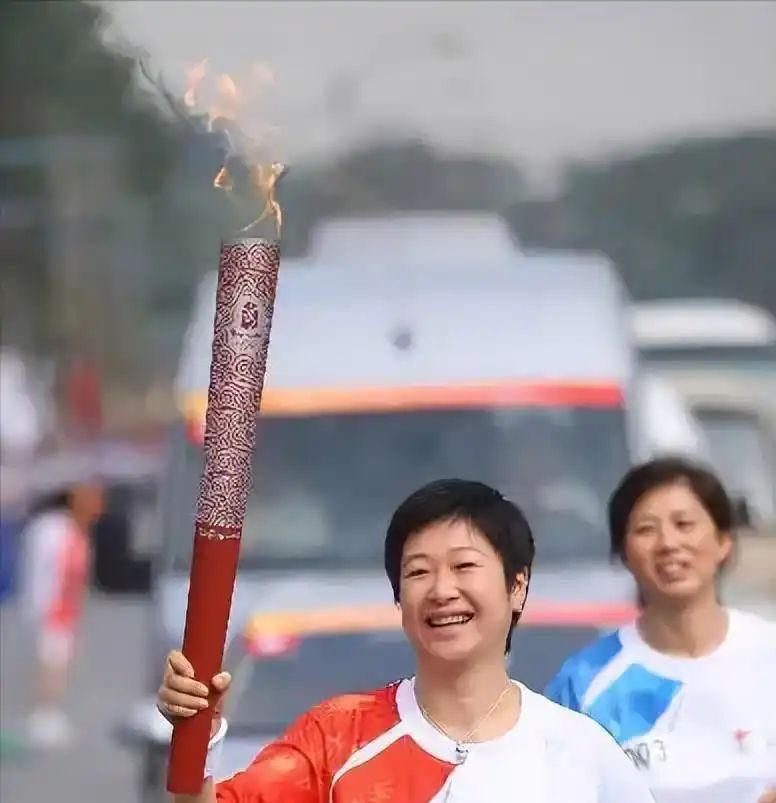 乒乓球陈静的前夫是谁_陈静乒乓球运动员 退役人生经历 广州华南师范大学 教授