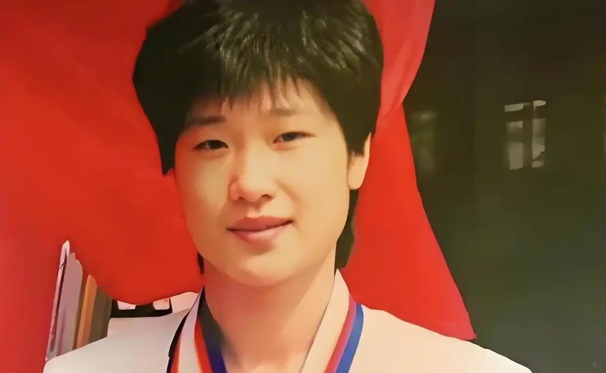 陈静 乒乓球奥运冠军 生涯故事_肖战 陈静 乒乓球爱情故事_乒乓球陈静的前夫是谁