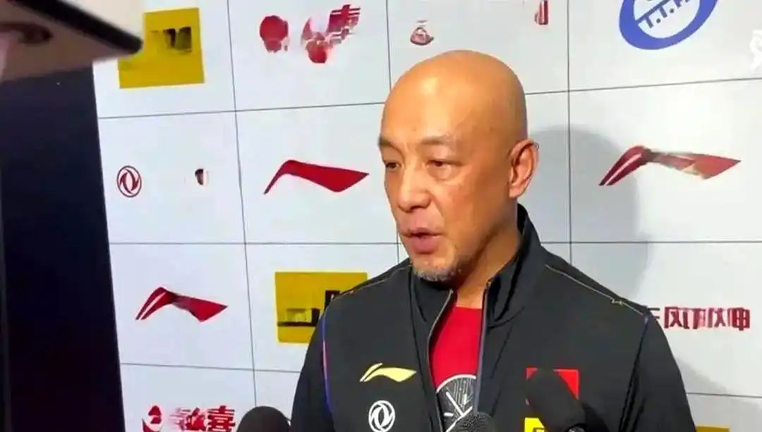 国乒历史首位副总教练肖战陈静未结婚故事_乒乓球陈静的前夫是谁_1968年金童玉女肖战陈静乒乓球情史