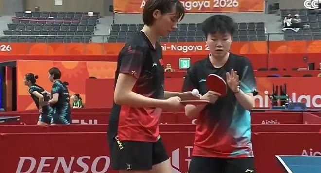亚运会乒乓球女双1/8决赛_亚洲乒乓球锦标赛女团8强_王曼昱蒯曼陈熠范姝涵